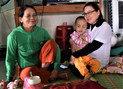 Quảng Nam: Những cô giáo ‘thầm lặng’ dạy trẻ em khuyết tật