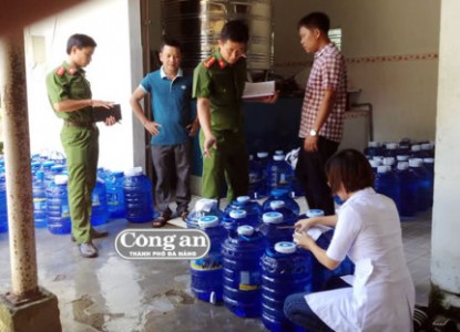 Quảng Nam: Nhiều cơ sở nước uống đóng bình không đảm bảo vệ sinh
