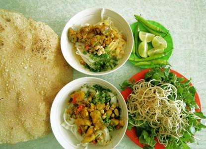 Mì Quảng là một trong những món ăn đặc trưng xứ sở, gợi nhiều xúc cảm cho người ở quê và ở xa quê khi thưởng thức
