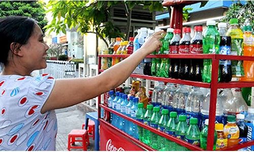 Sốc: Tạm dừng lưu thông 13 loại nước của Coca Cola Việt Nam